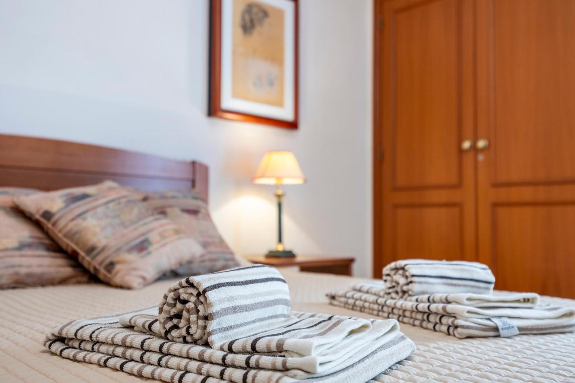 Apartamentos Mira Rio لاغوس المظهر الخارجي الصورة