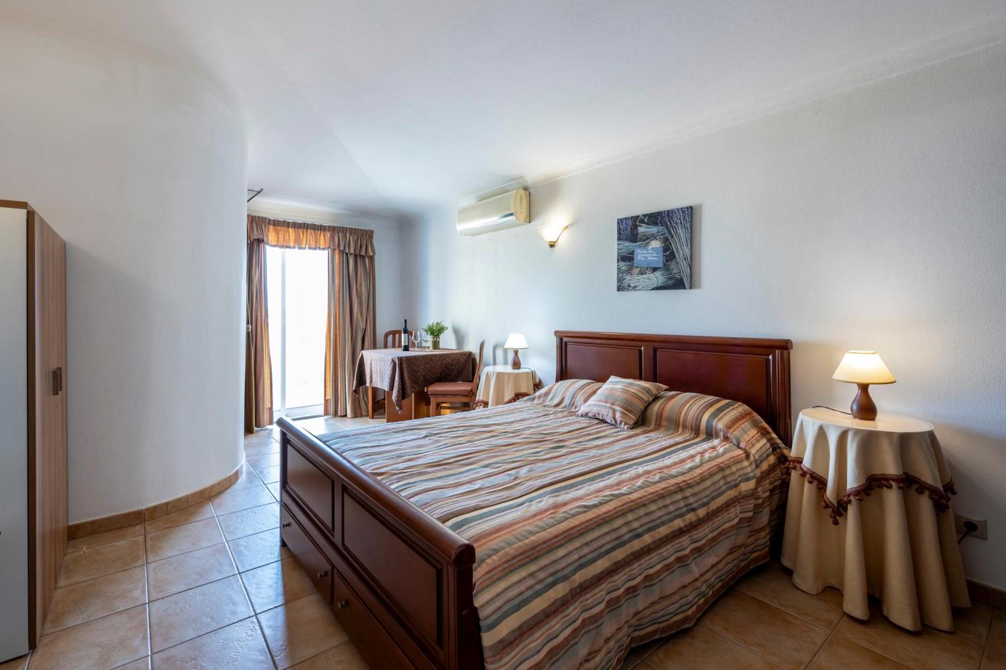 Apartamentos Mira Rio لاغوس المظهر الخارجي الصورة